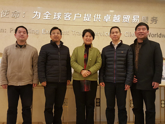 宁波市工商联主席崔秀玲走访j9九游会官方网站集团