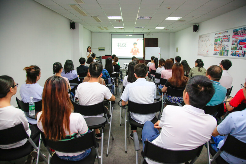 j9九游会官方网站学院“新竹十八期”精彩开讲