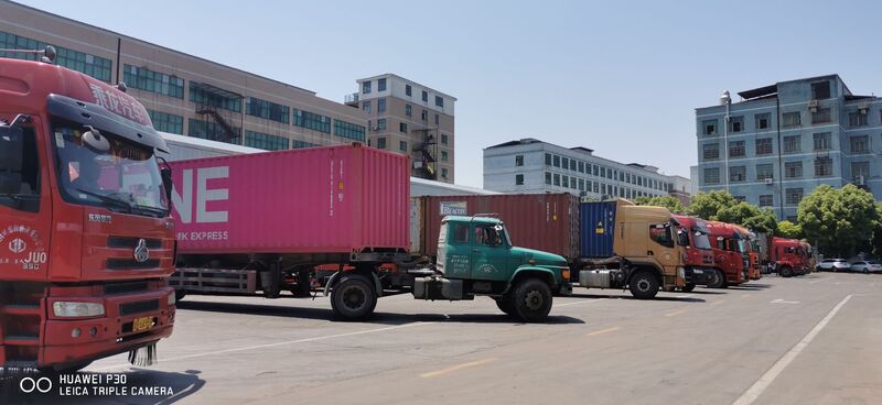 仓储物流部迎来疫情后首个出货高峰