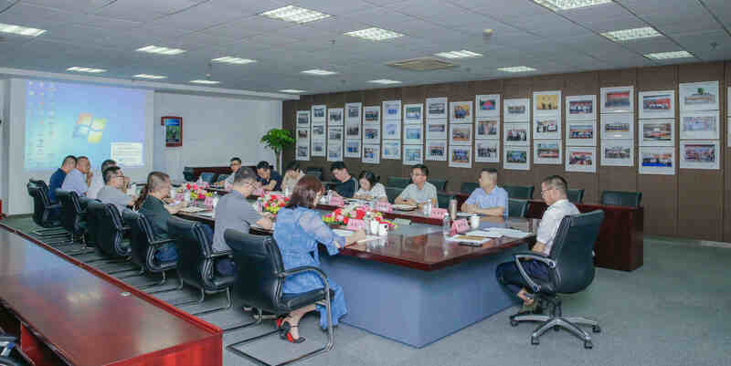 j9九游会官方网站集团召开7月高级合伙人会议