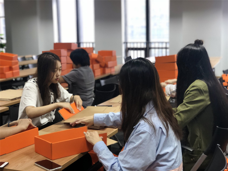 没喝到秋天第一杯奶茶的，干了这份爱马仕橙~