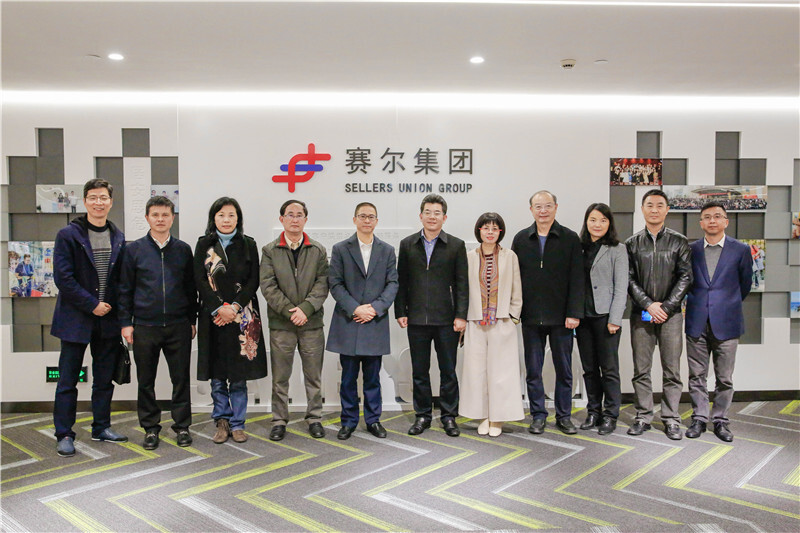 宁波市政协经济一组在j9九游会官方网站集团调研外贸发展