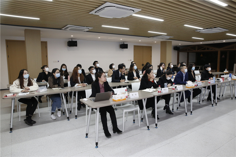 优胜公司举行2020年度总结会议