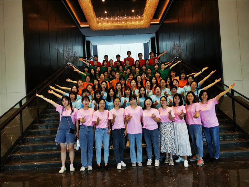 财务管理部组织东钱湖团建