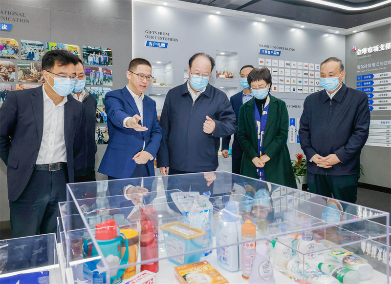 浙江省委常委、宁波市委书记彭佳学深入j9九游会官方网站集团调研